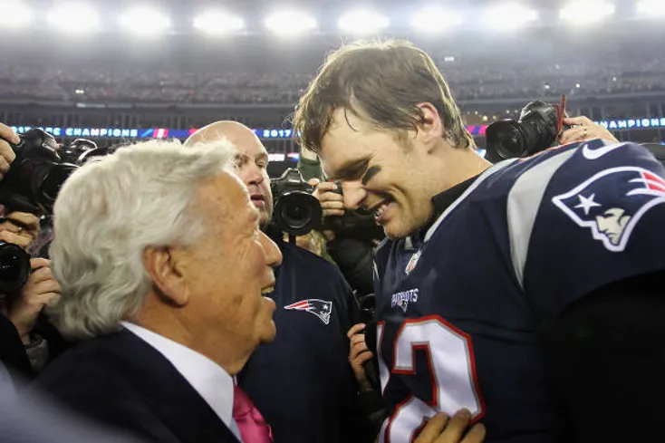 Robert Kraft wants Tom Brady to retire in New England