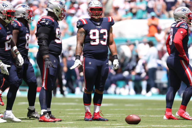 Patriots release two defensive players ahead of free agency