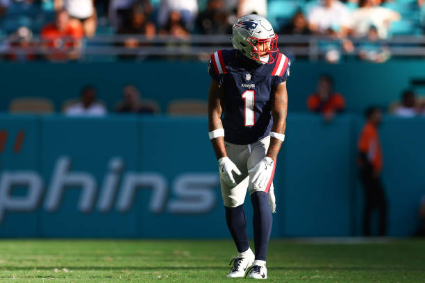 Patriots trade former second-round pick to Saints
