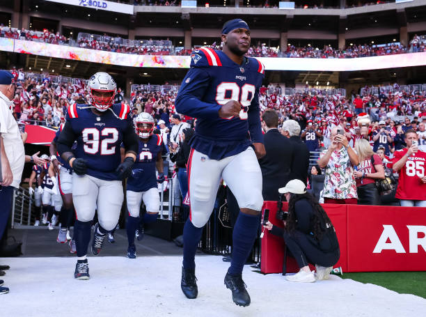 Patriots trade Keion White to 49ers